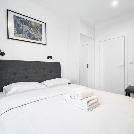 Dzielna Standard Apartment Warsaw Ngoại thất bức ảnh